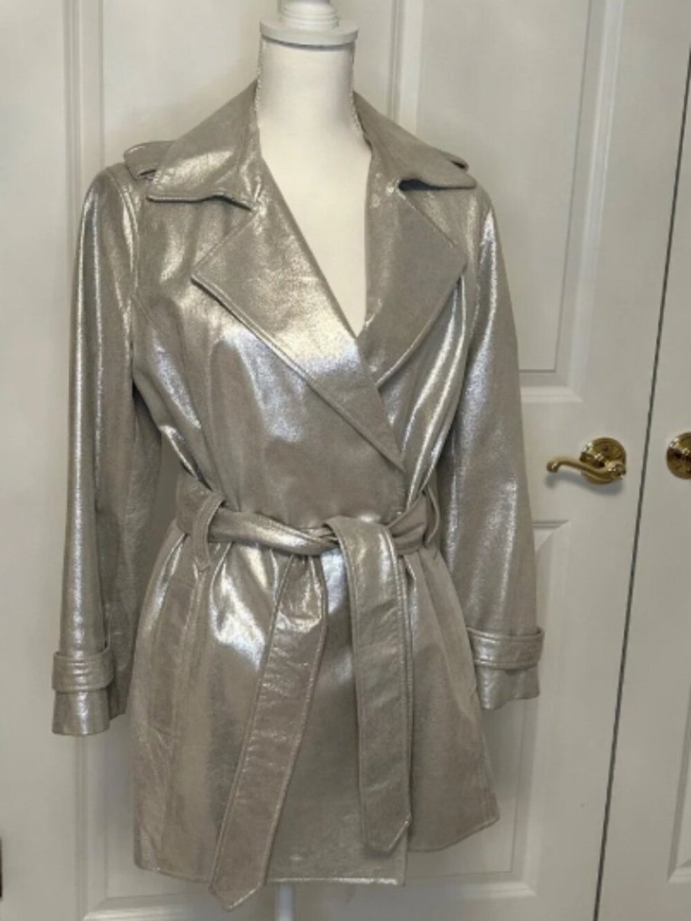 Chico's Women's Silver Twinkle Reese Trench Coat Genuine Leather Size 2(Large)